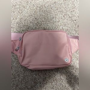 Lululemon Belt Bag 2L